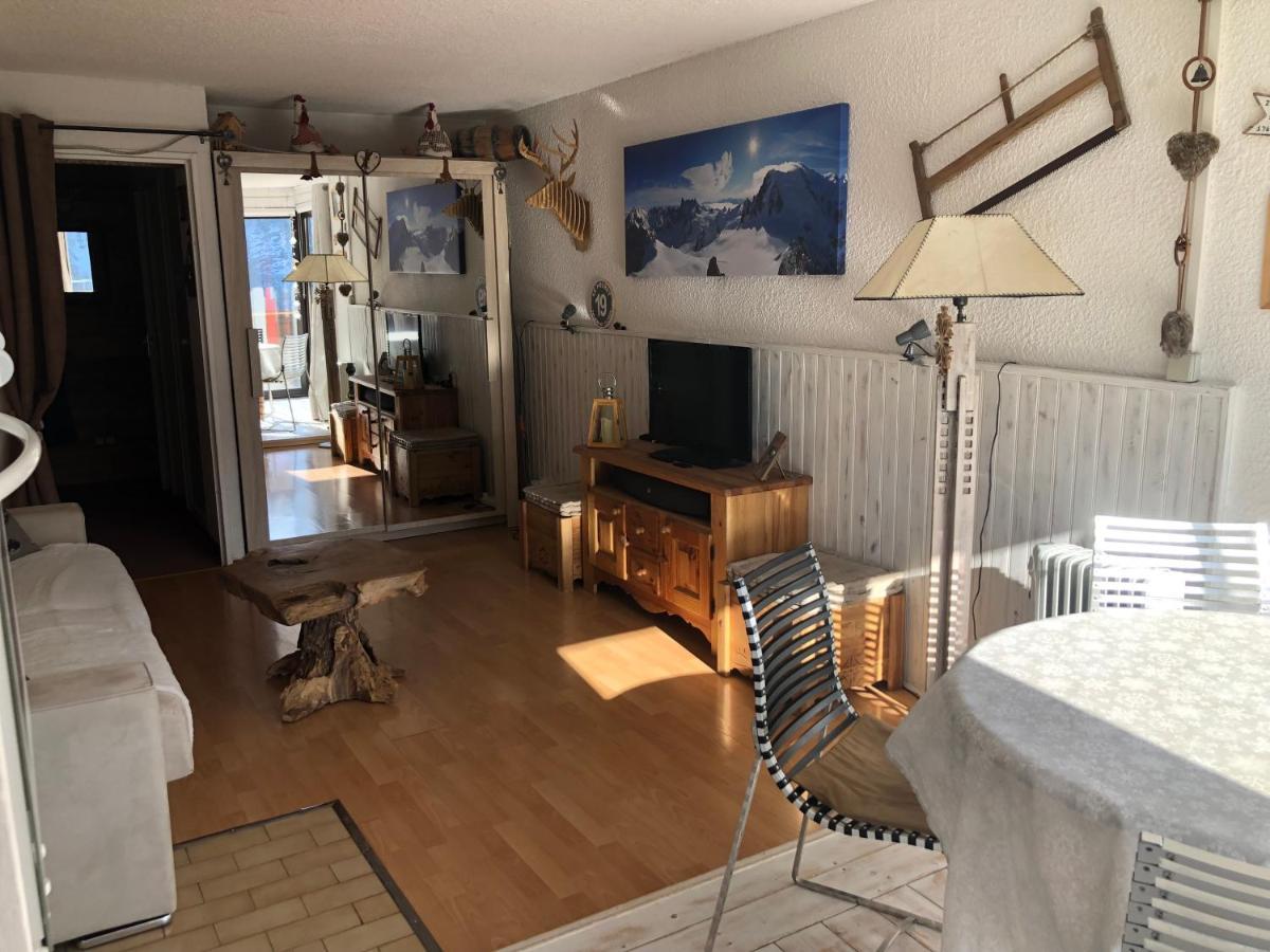 Grand Studio La Foux D Allos Avec Vue Et Terrasse Exterior foto